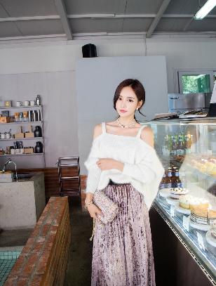 饭桌之下1980美国版